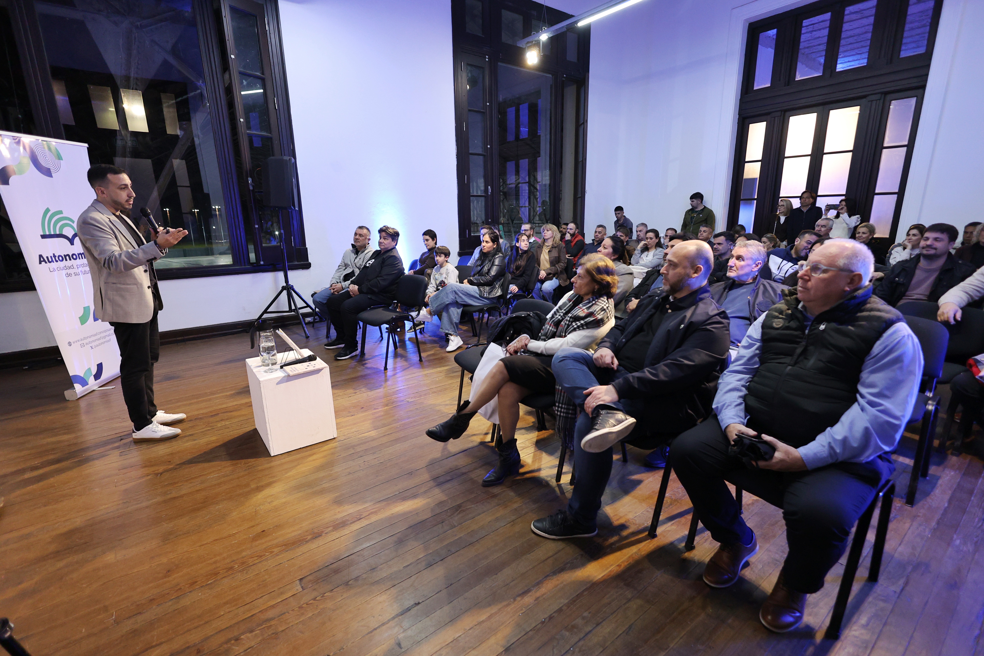 Dos nuevas miradas sobre la ciudad, en la Feria del Libro junto a Autonomía SF